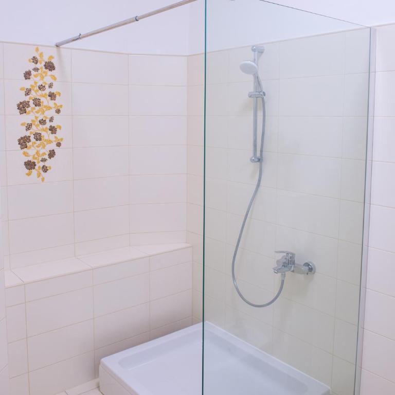 Comfortable Apartment In Mostar - Two-Bedroom Apartment - 41
