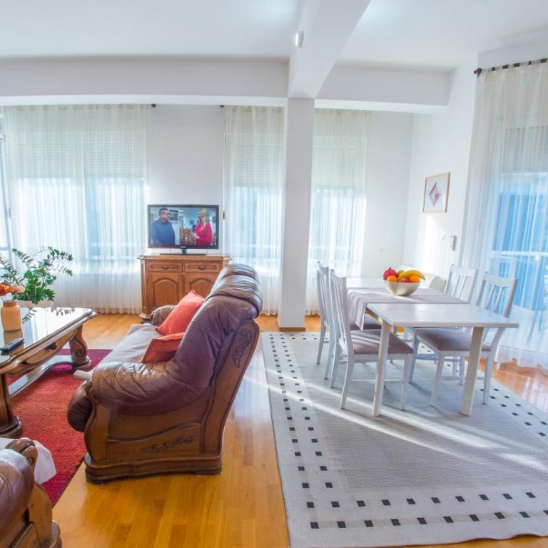 Comfortable Apartment In Mostar - Two-Bedroom Apartment - 2