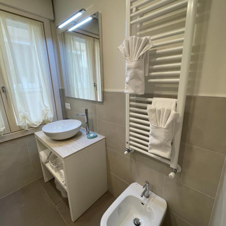 Lucia Holiday Apartments - Appartamento con 2 Camere da Letto - 27