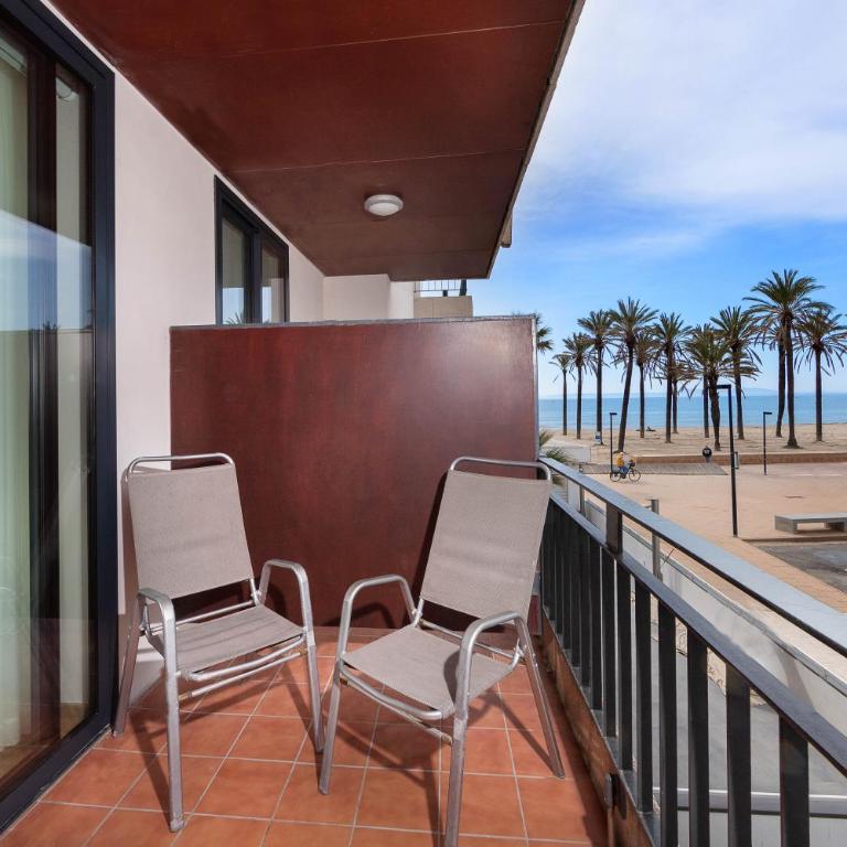 Hotel Montecarlo Spa & Wellness - Habitación Doble Premium con vistas laterales al mar y acceso al spa - 1 o 2 camas - 1