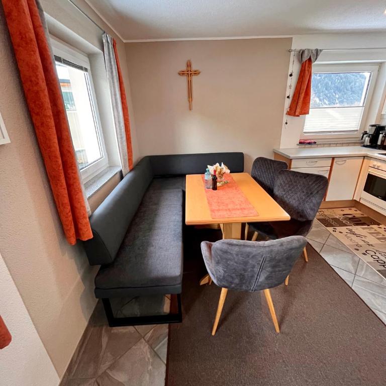 Landhaus Roland - Apartment mit 3 Schlafzimmern und Terrasse - 9