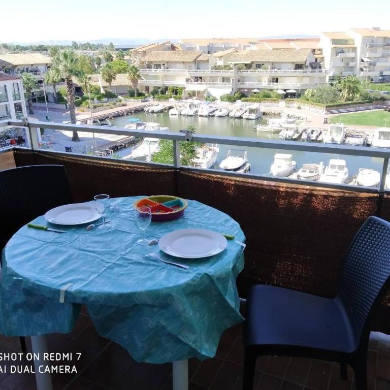 Appartement T2 vue Mer et Port,2 balcons, Parking privé - Apartamento con vistas al mar - 19