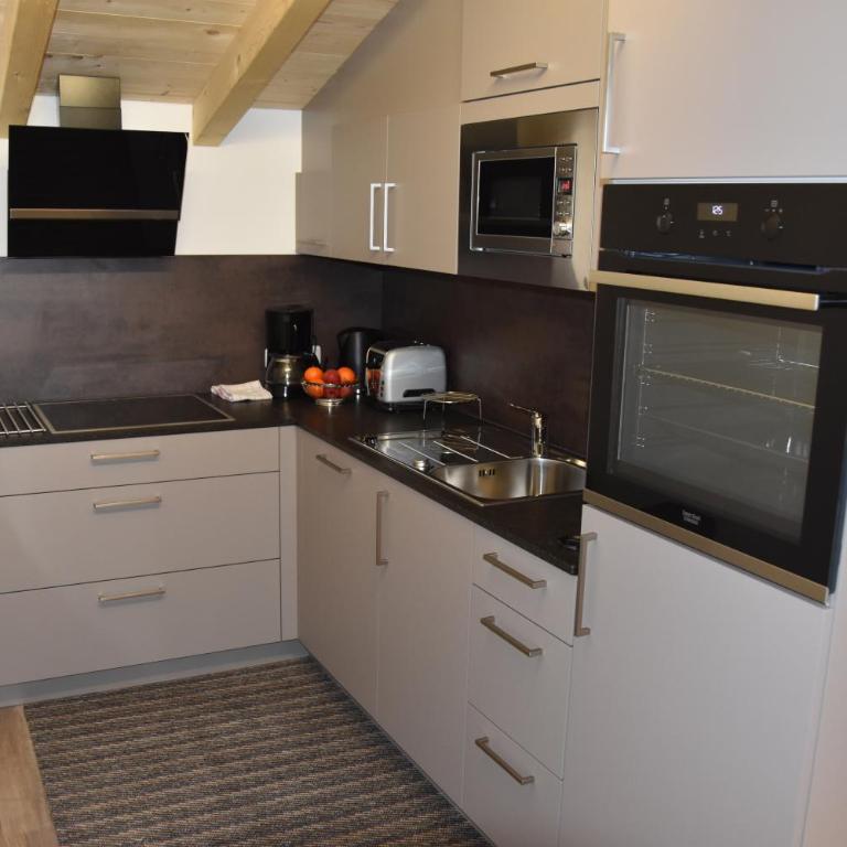 Gästehaus Alpina - Apartment mit 3 Schlafzimmern - 4
