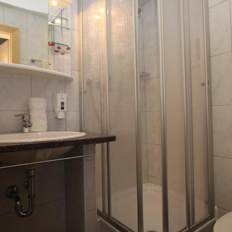 Gästehaus Alpina - Apartment mit 3 Schlafzimmern - 29