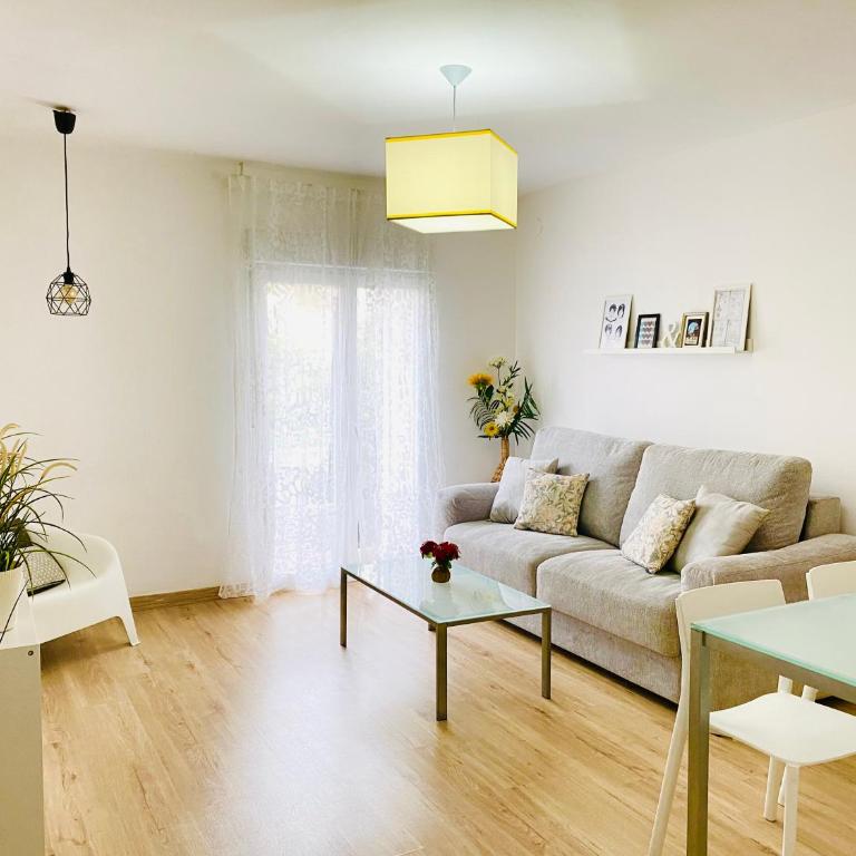 Betis a la Orilla del Guadalquivir & Vistas a la Giralda - Apartamento de 3 dormitorios - 1