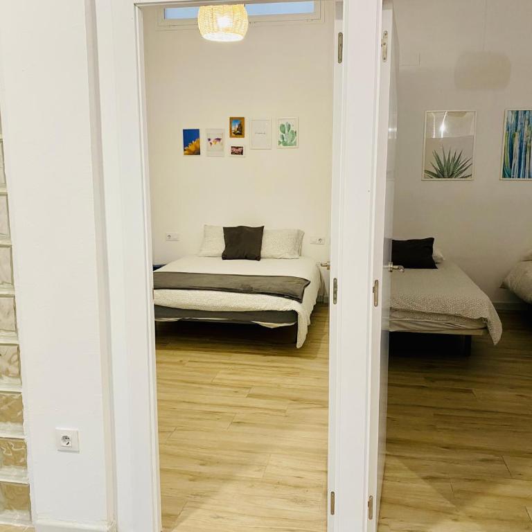 Flamenca Triana - Apartamento Wifi con 2 Dormitorios 2 sofas camas 2 baños - Apartamento de 2 dormitorios - 32