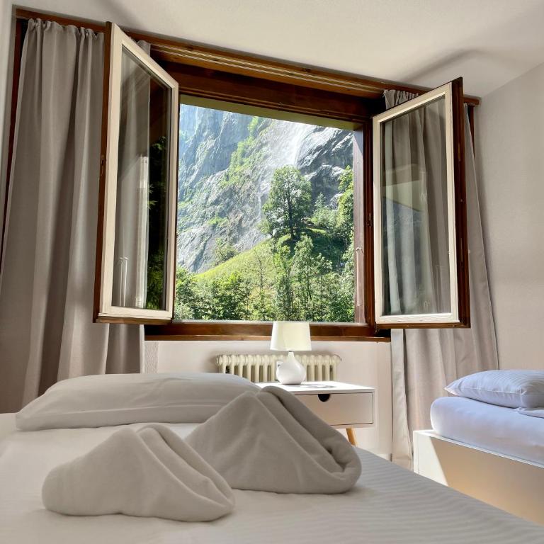 Breathtaking Waterfall Apartment - Apartment - 4