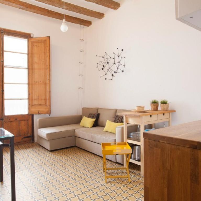 Borrell · Near ramblas - Standard Studio - 2