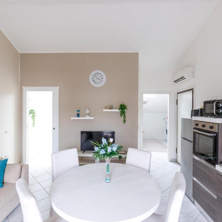 Elly's Home [Parcheggio Privato] - Appartamento con 1 Camera da Letto - 4