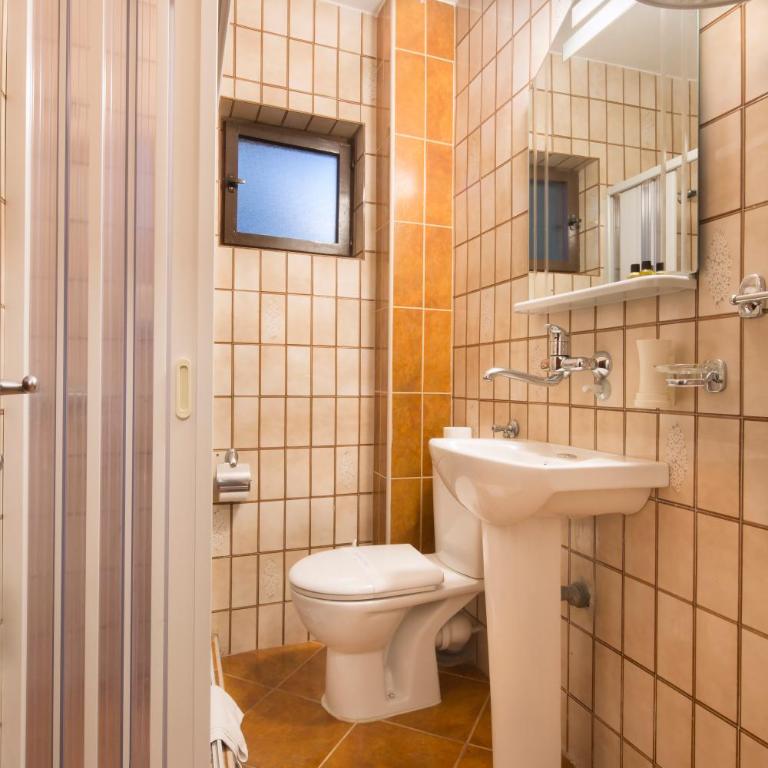 Villa Ljubanovic - Dvokrevetna Soba sa Bračnim Krevetom i Terasom - 12