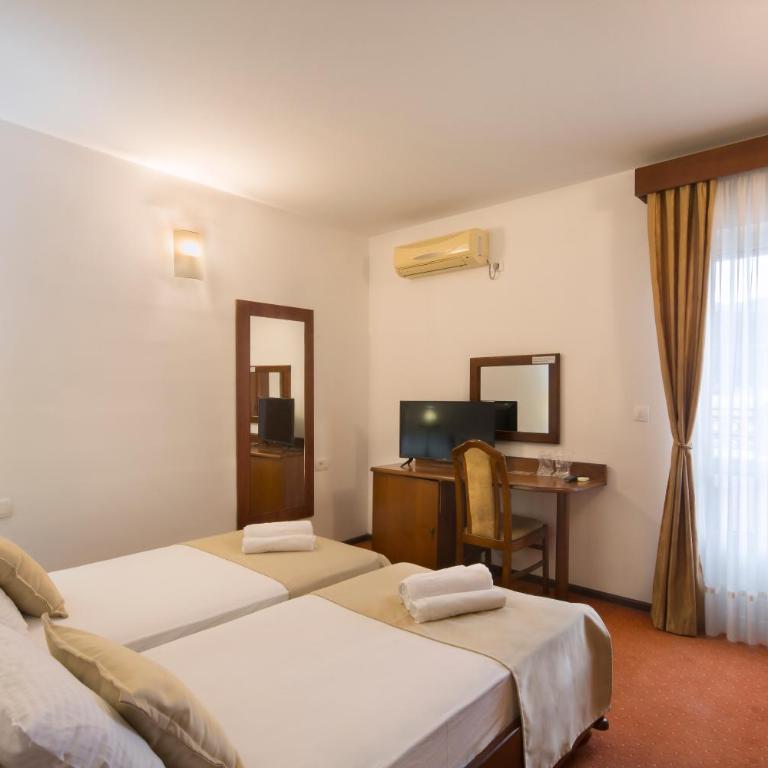 Villa Ljubanovic - Standardna Dvokrevetna Soba sa Zasebnim Krevetima - 3