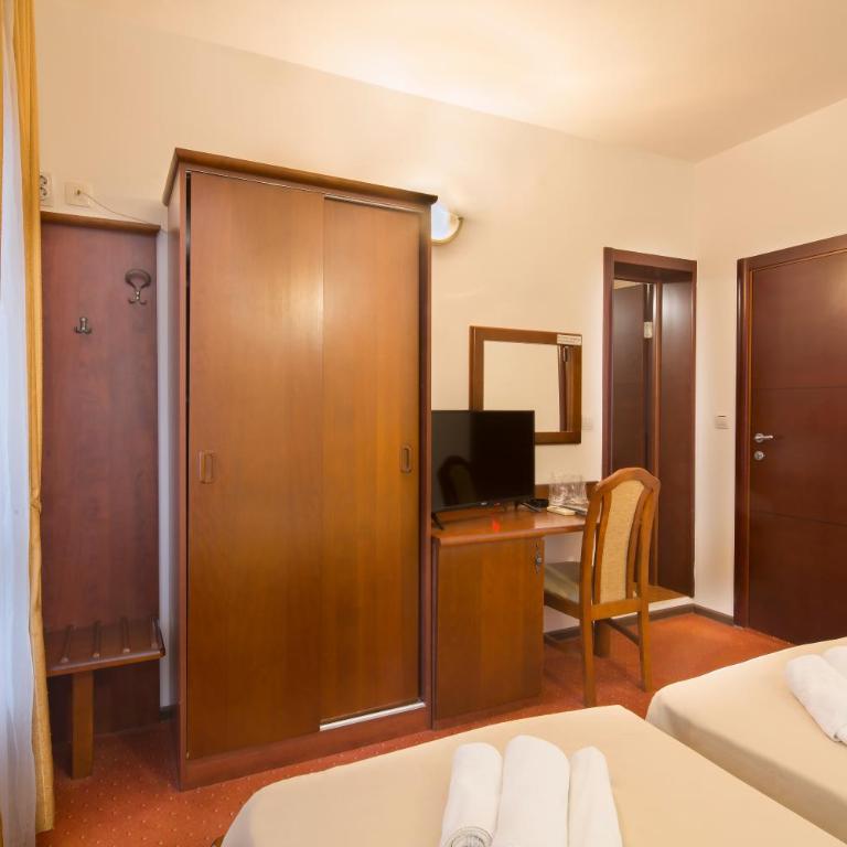 Villa Ljubanovic - Standardna Dvokrevetna Soba sa Zasebnim Krevetima - 7