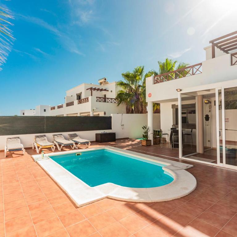 VILLA RENATO - Three-Bedroom Villa - 25