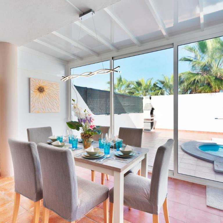 VILLA RENATO - Three-Bedroom Villa - 16