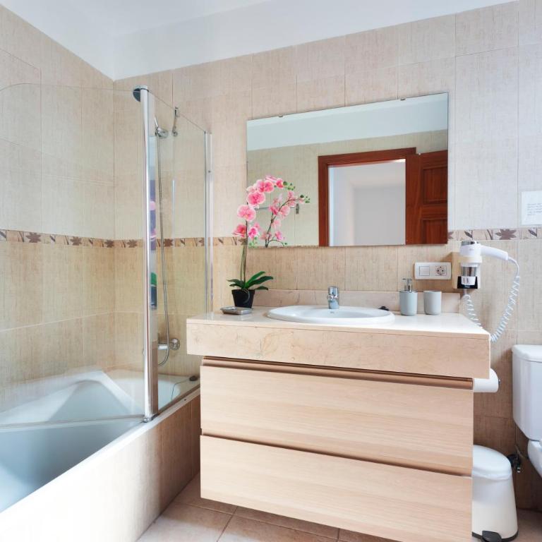 VILLA RENATO - Three-Bedroom Villa - 31