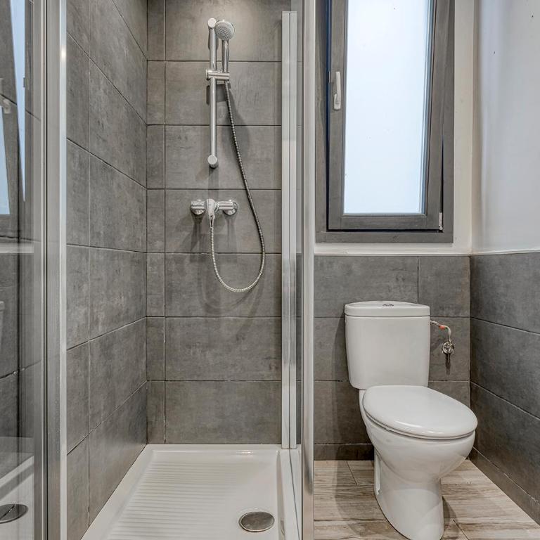 HOSTAL BEDMATES - Premium Double Room - 3