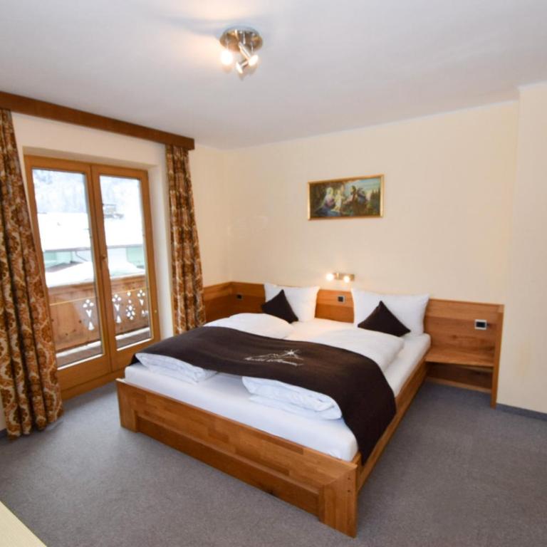 Ferienhaus Wachterhof Aschau im Zillertal - Apartment mit Blick auf die Berge - 22