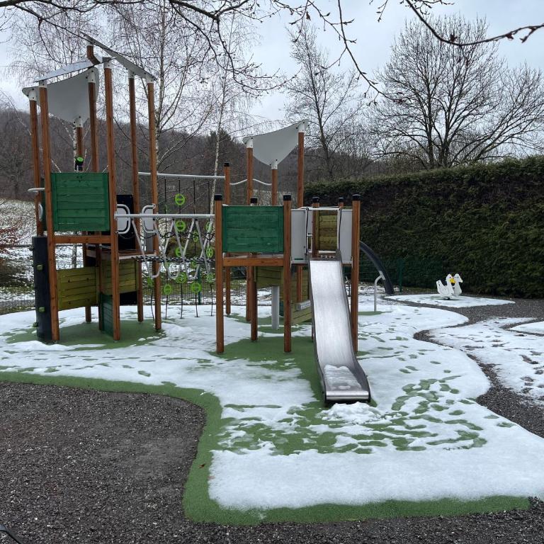 Séjour Idéal au Lac d'Annecy Randonnées, Golf et Parapente à deux pas - Appartement 2 Chambres - 25