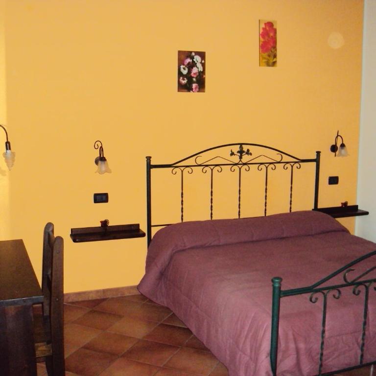 Agriturismo Il Pozzo Antico - Camera Matrimoniale/Doppia con Letti Singoli - 2