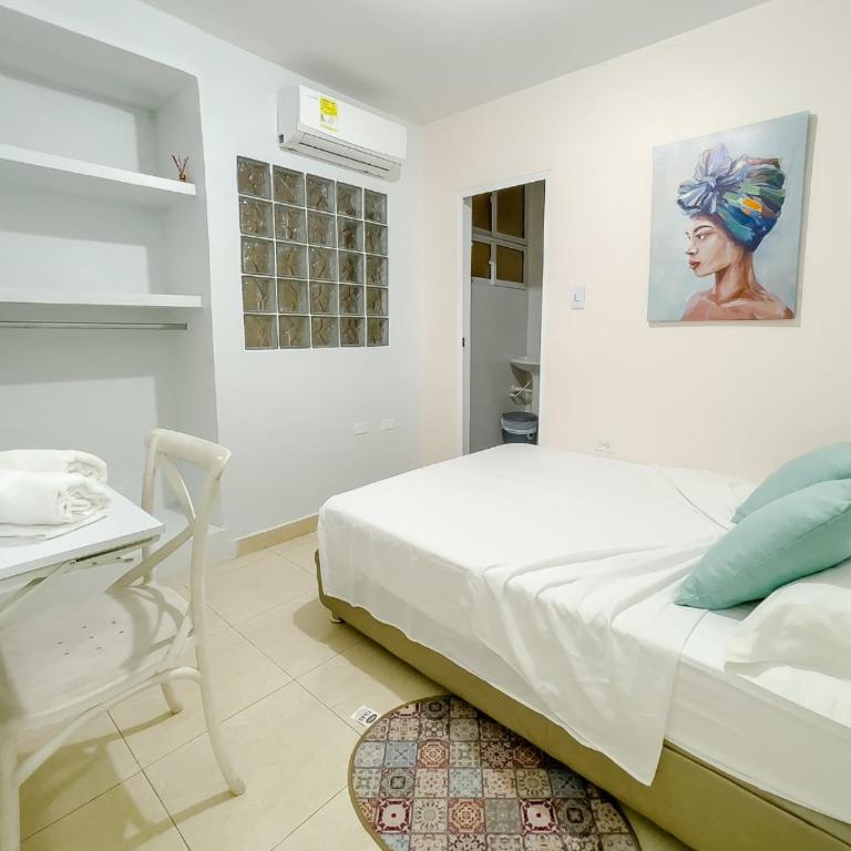 3CB-2 APARTAMENTO DE 3 ALCOBAS EN EL CENTRO HISTORICO CON AIRE ACONDICIONADO Y WIFI - Three-Bedroom Apartment - 3