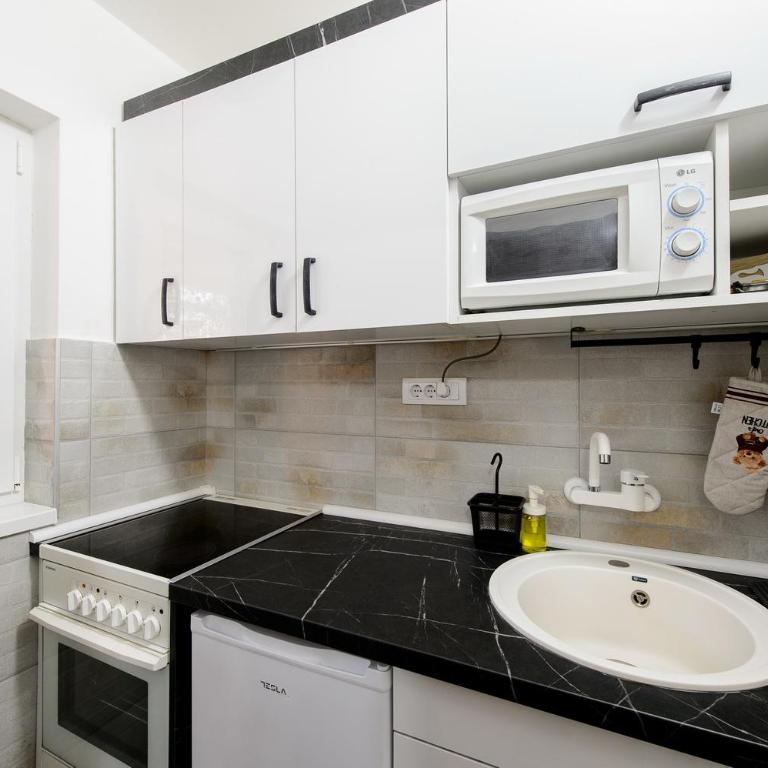 Vila Šišarka Divčibare CENTAR - Vila sa 2 Spavaće Sobe - 12
