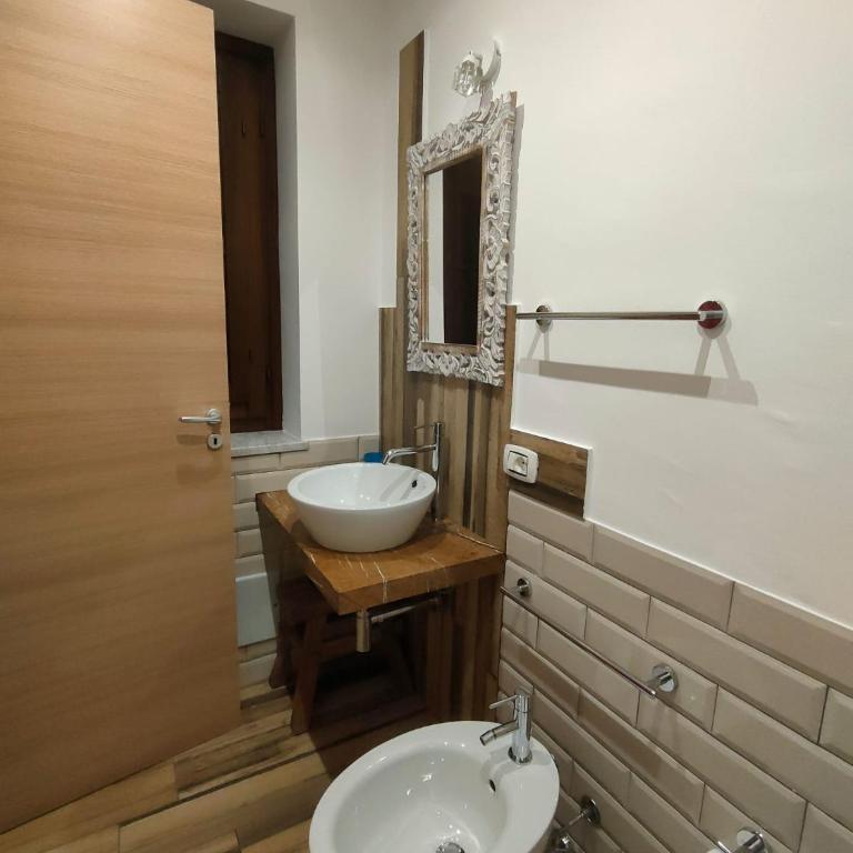 Casa Busari - Doppelzimmer mit Balkon - 13