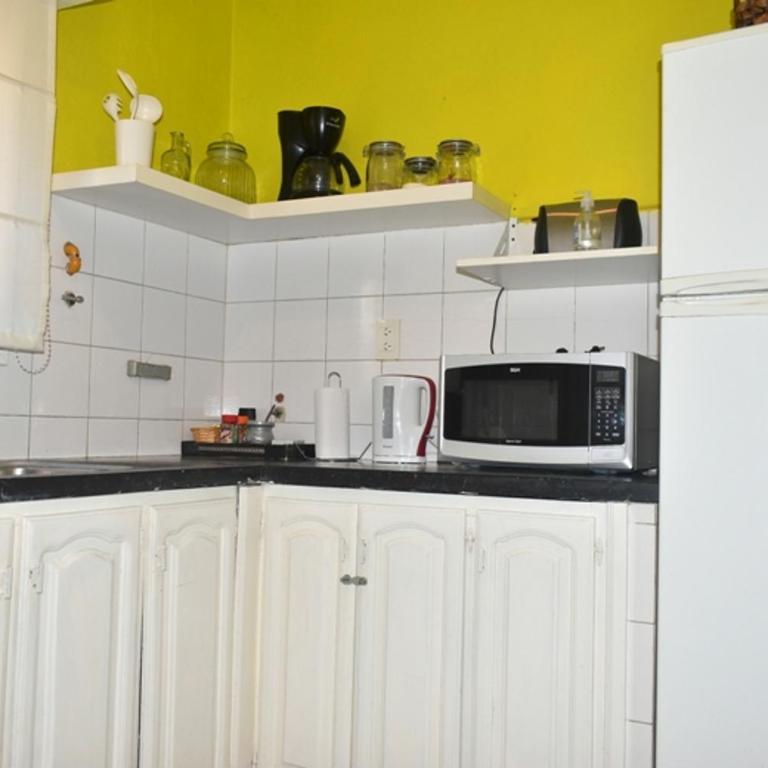 Villa Hilda - Casa con Pileta - Three-Bedroom Villa - 35