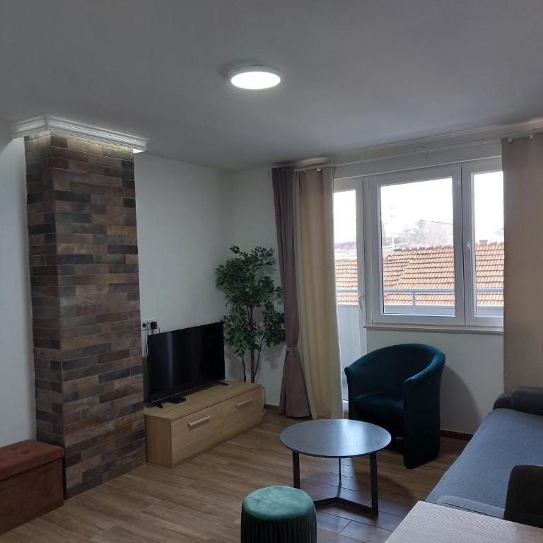 Sofija Lux - One-Bedroom Apartment - 1