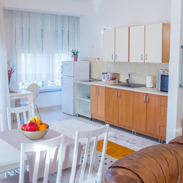 Comfortable Apartment In Mostar - Two-Bedroom Apartment - 10