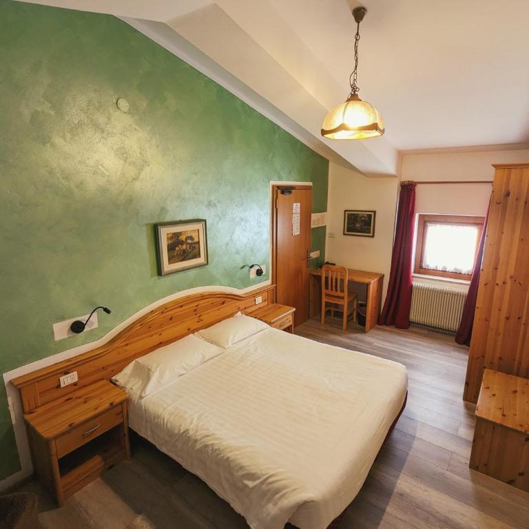 Hotel Cova - Camera Matrimoniale/Doppia con Letti Singoli - 9
