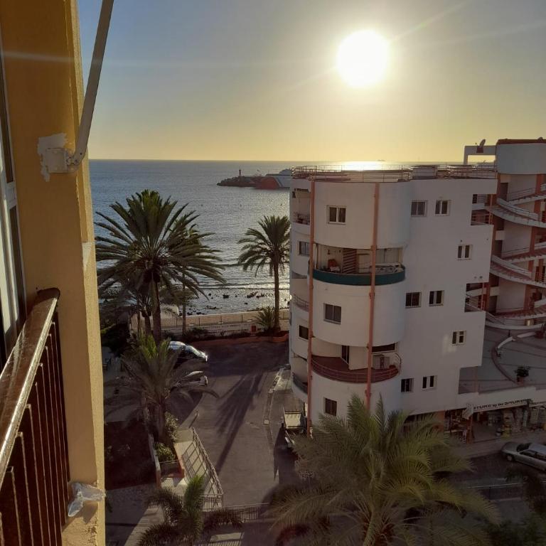 LUXORY DREAMY SUNSET, SeaFront, Direct Access To The Promenade,Wifi,Pool,Free Parking - Apartamento con vistas al mar - 38
