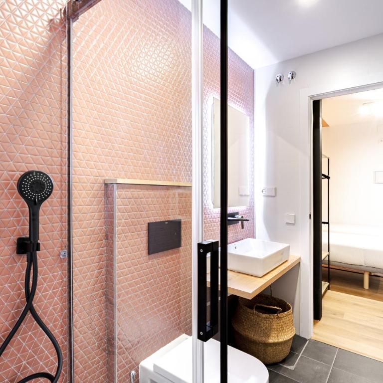 Vallecas Suites by Olala Homes - Habitación cuádruple - 8