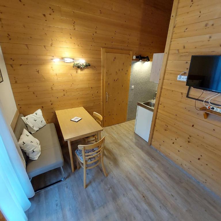 Aparts33 - Apartment mit 2 Schlafzimmern und Balkon - 23