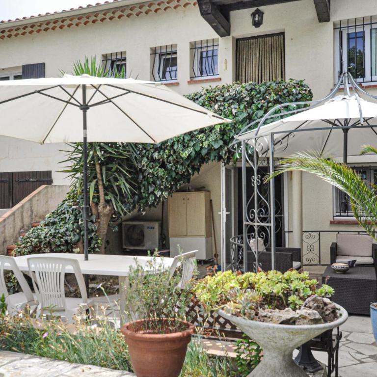 Lovely Apartment In Cogolin With Swimming Pool - Apartment mit 2 Schlafzimmern - 9
