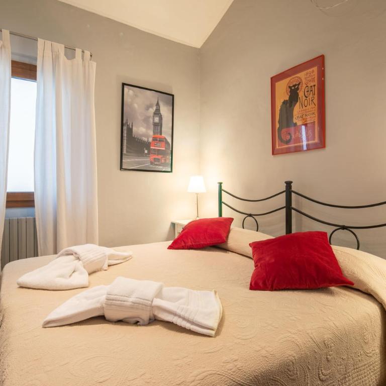 Borgo La Croce Apartment - Three-Bedroom Apartment - 12