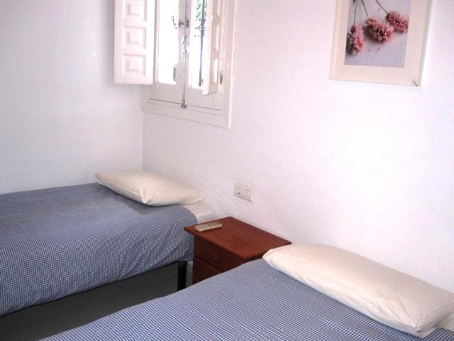 BEACH VILLA ,Nerja, Seaview, Pool, 3 bedrooms, huge terrace and garden - Casa de 3 dormitorios - 34