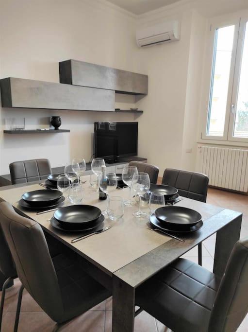 Casa Raffaello Careggi - Two-Bedroom Apartment - 10