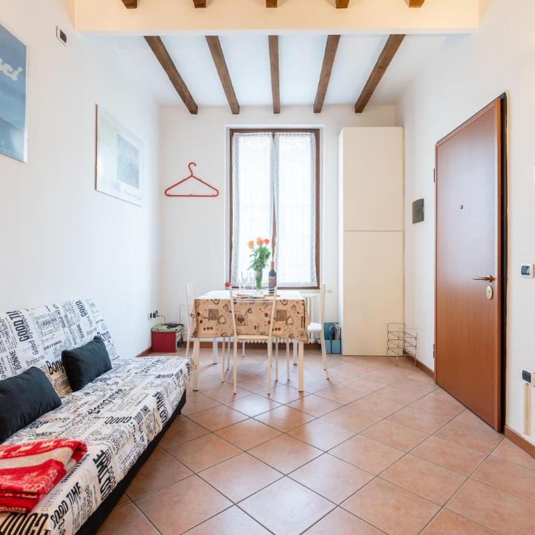 GuestHost - Parma Historic Center Apartment 7min from Duomo - One-Bedroom Apartment - 2