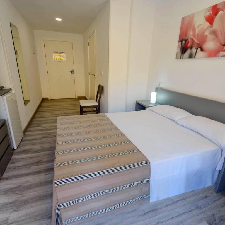 Hostal Anna Benidorm - Habitación Doble - 6