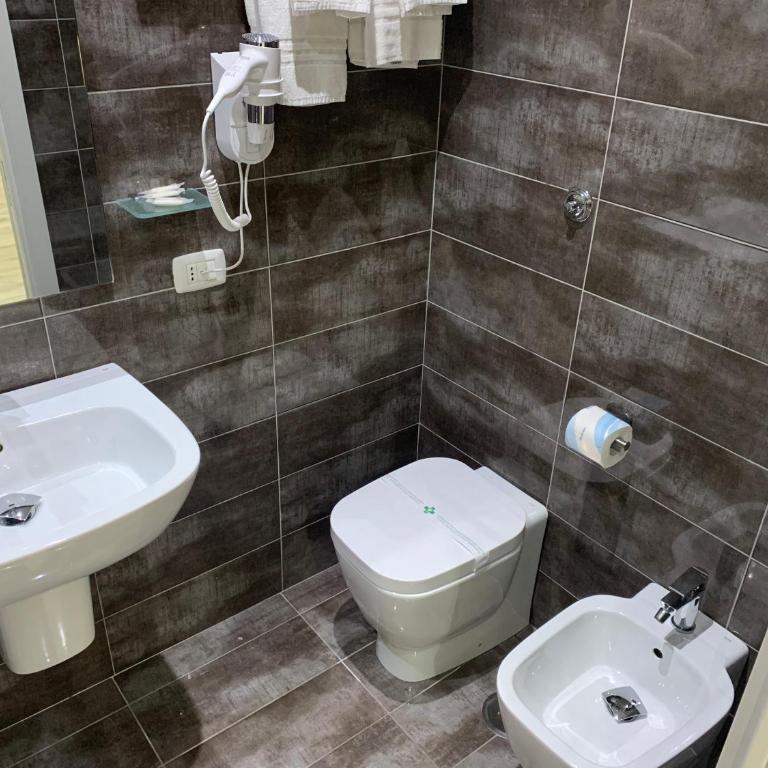 Parthenope Rooms - Camera Quadrupla Luxury - 8