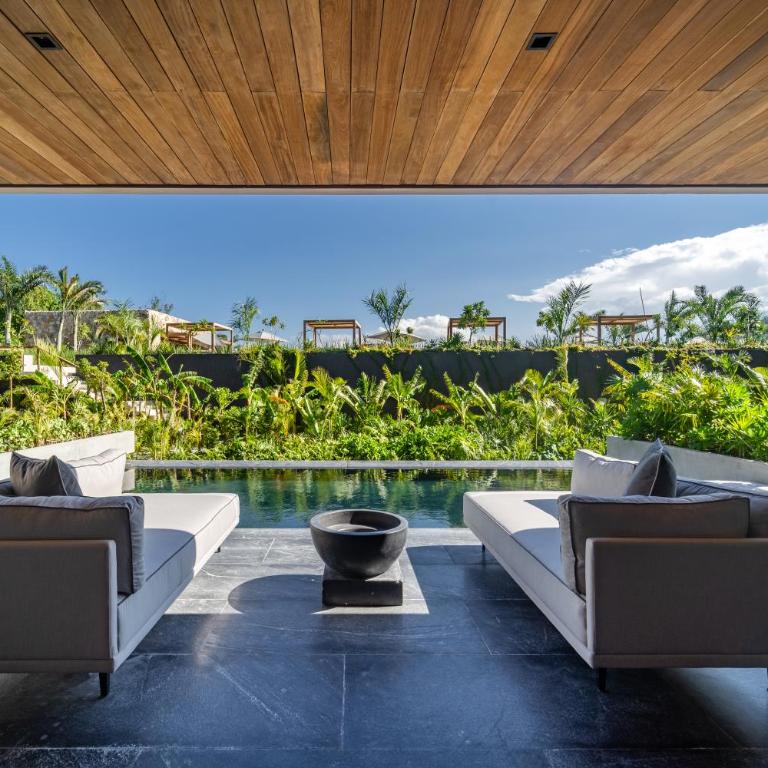 Impression Moxché by Secrets - Adults Only - Master Suite Swim Out Tropical View - 5