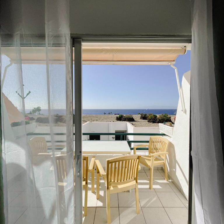 Panorama 3 Bedroom Apartment - Three-Bedroom Apartment - 5