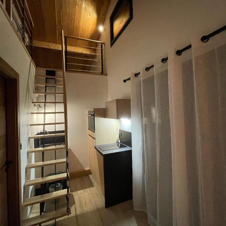 Appart Hôtel Le JAS - Suite Familiale - 11