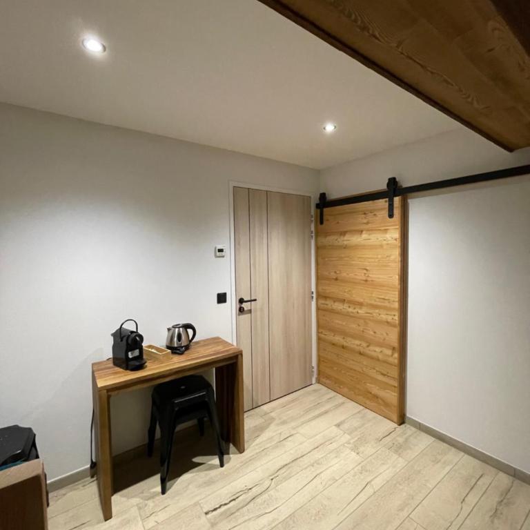 Appart Hôtel Le JAS - Suite Familiale - 14
