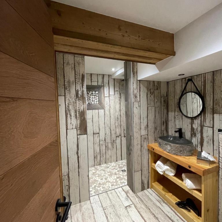 Appart Hôtel Le JAS - Suite Familiale - 13