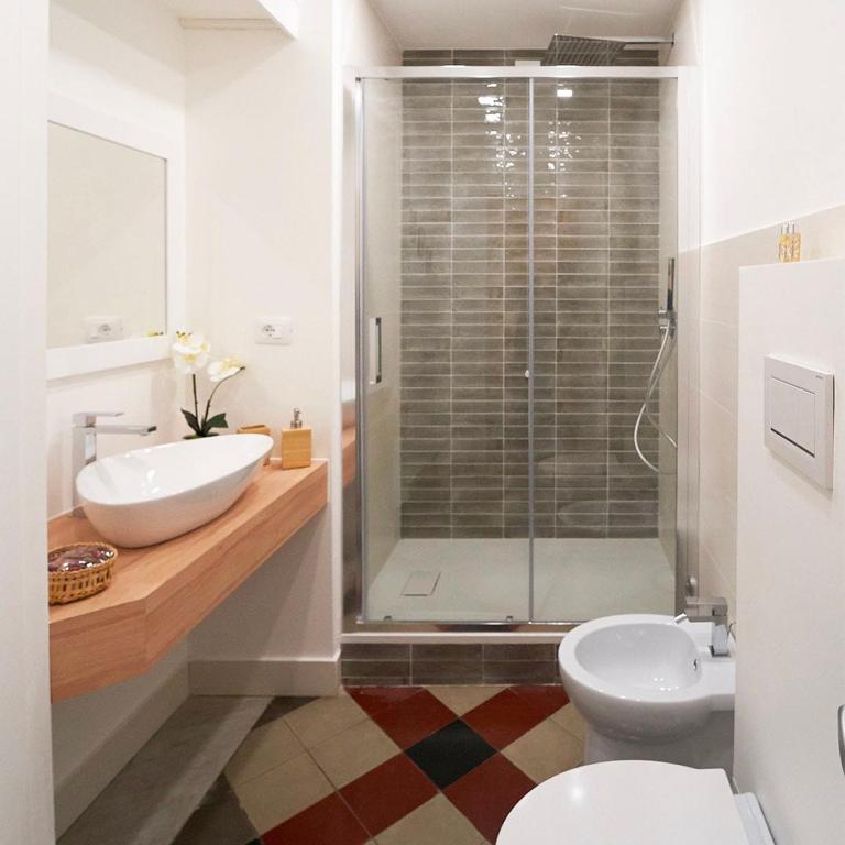 Toscano Palace Luxury Rooms Catania - Deluxe Queen Room - 5
