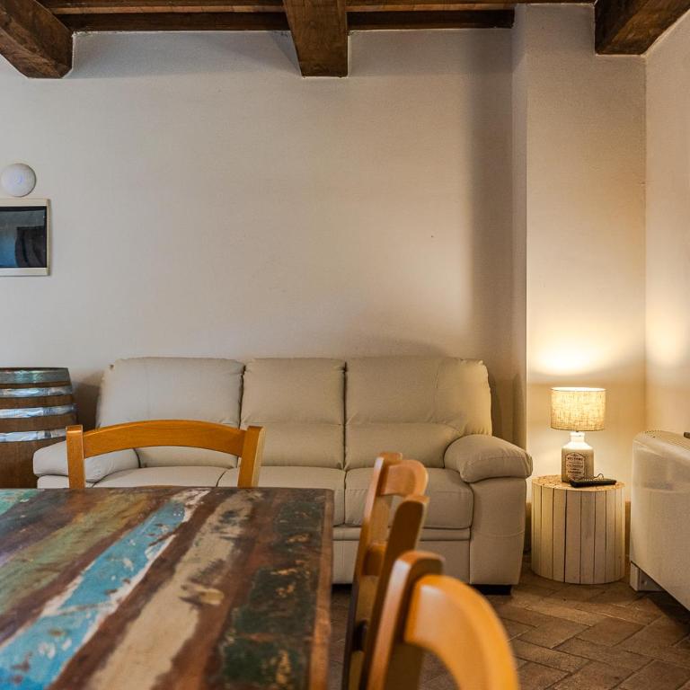Tuscany stylish apartments with pool Borgo Pian di Sala - Three-Bedroom Villa - 9