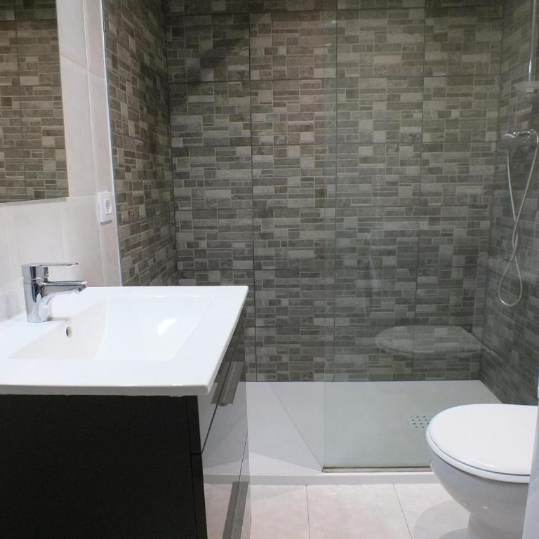 Apartamento cómodo, 50m playa, 4 pers, terraza, TV, lavadora - ES-204-32 - Apartment - 9