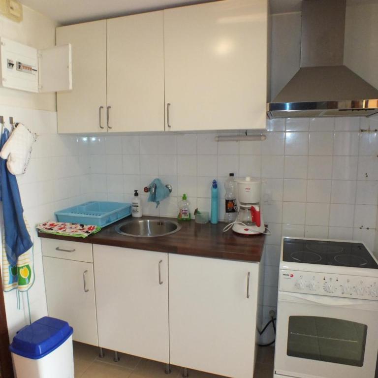 Apartamento para 4 con terraza y piscina a 50m de la playa - ES-204-28 - Apartment - 8