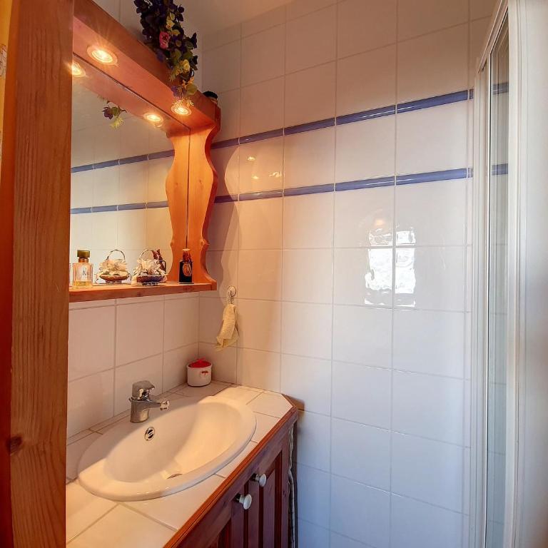 Appartement spacieux avec Balcon Sud et Parking - FR-1-344-1157 - Apartment - 9